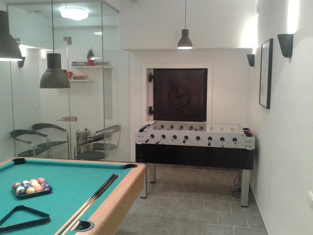 Bomb Shelter Apartment VNO Værelse billede