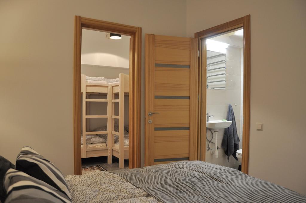 Bomb Shelter Apartment VNO Værelse billede